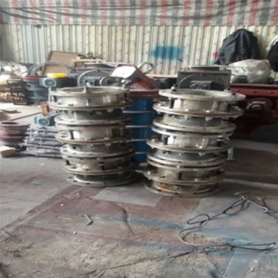 不鏽鋼伸縮(suō)器